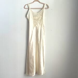 Vintage Victoria’s Secret Gold Label maxi lace satin bridal honeymoon nightgown